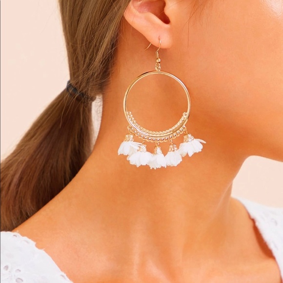 ✨2/$25✨Boho Flower Tassels✨ - Picture 5 of 6